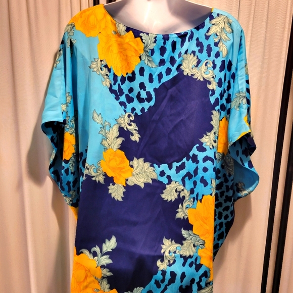 IMAN tunic - Picture 2 of 4